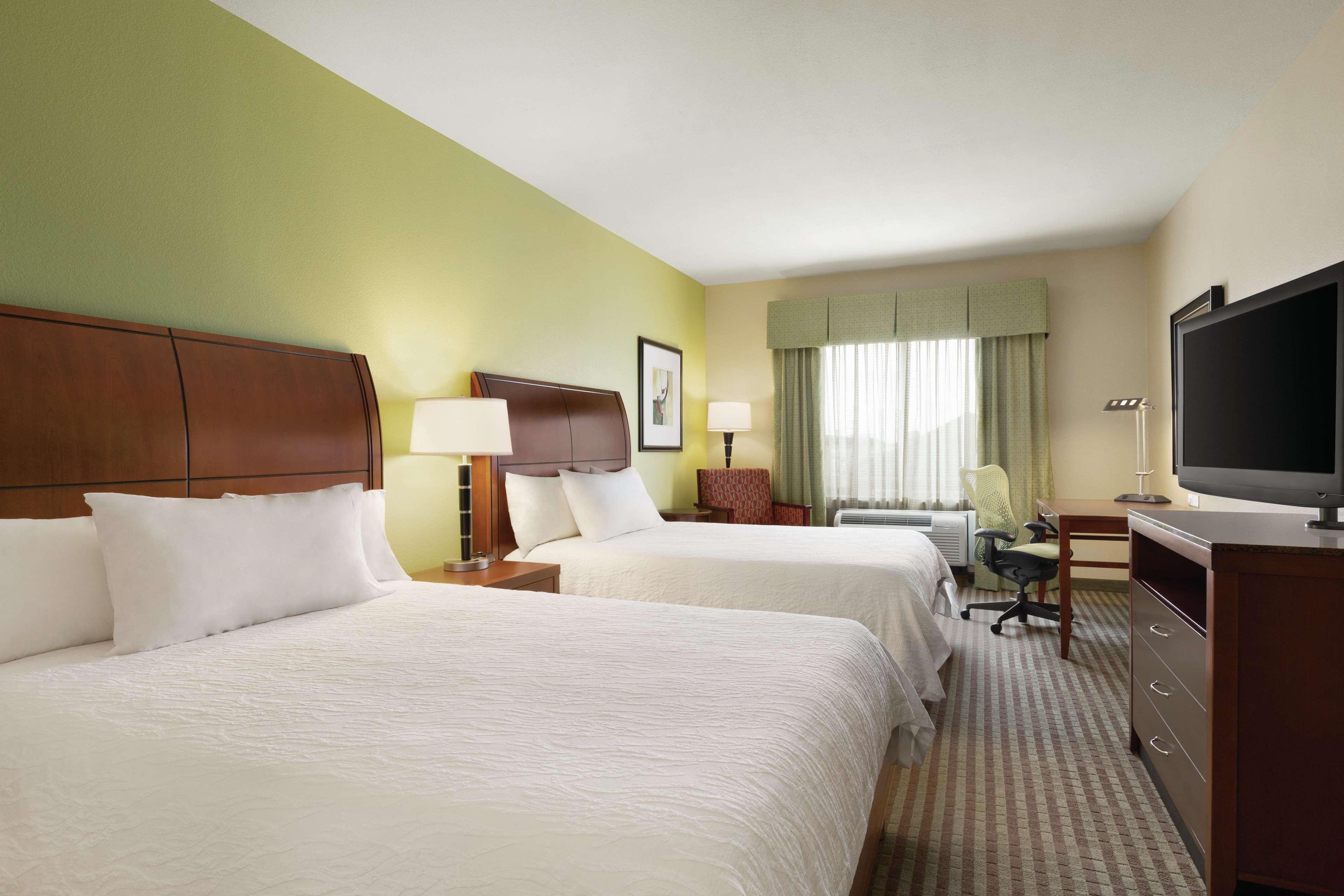 Hilton Garden Inn Houston/Clear Lake Nasa Webster Bagian luar foto
