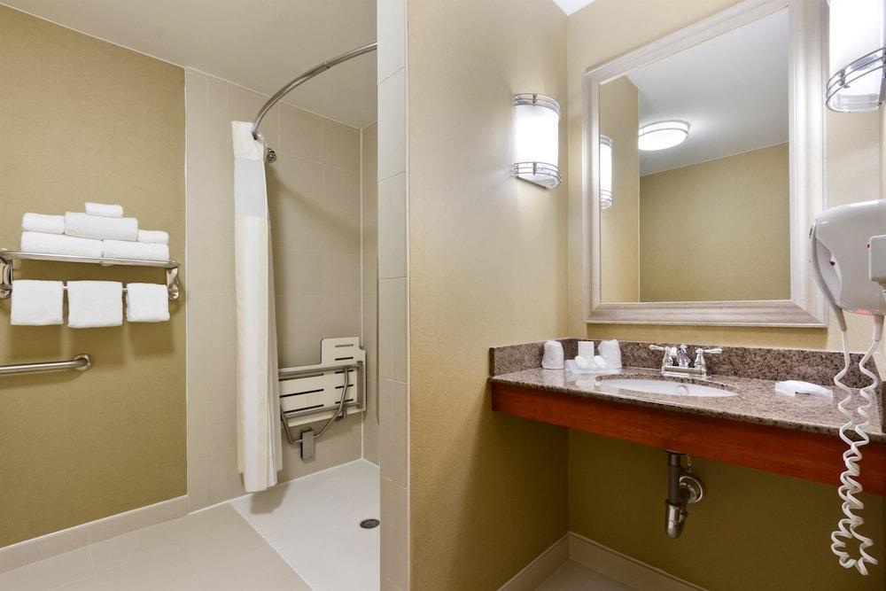 Hilton Garden Inn Houston/Clear Lake Nasa Webster Bagian luar foto