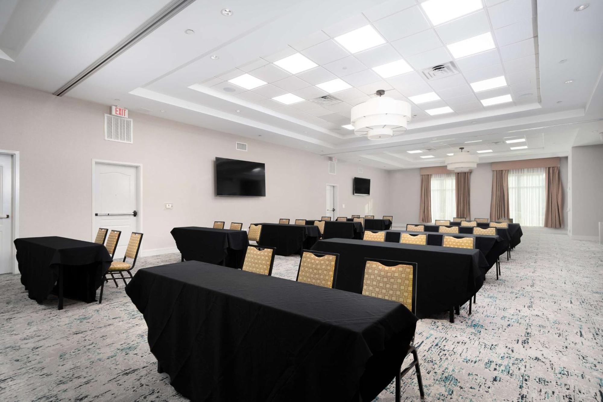 Hilton Garden Inn Houston/Clear Lake Nasa Webster Bagian luar foto