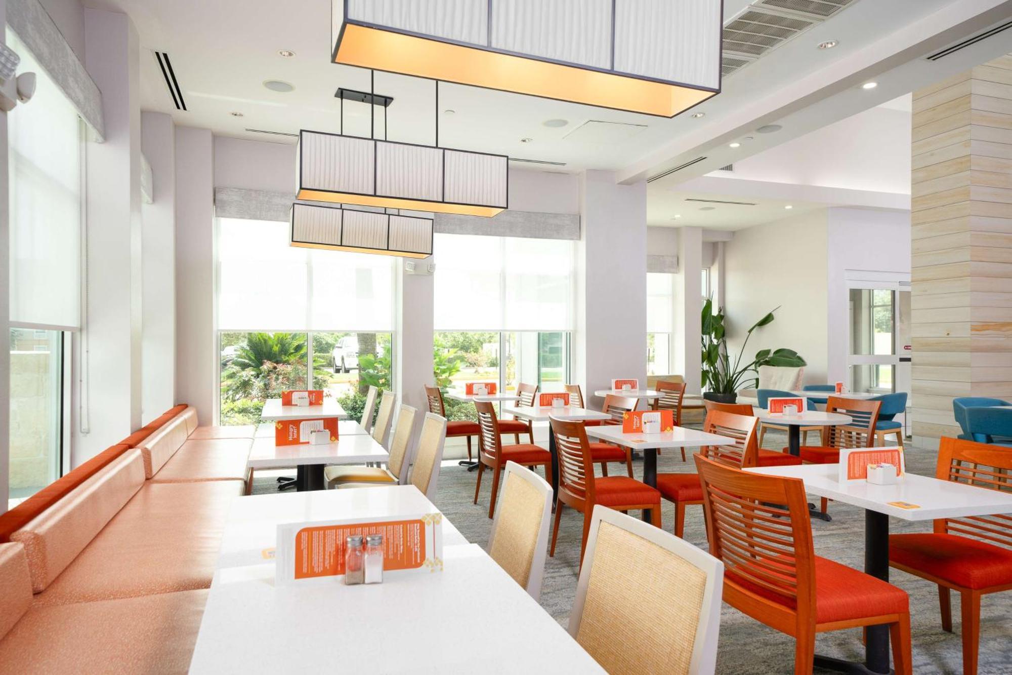 Hilton Garden Inn Houston/Clear Lake Nasa Webster Bagian luar foto